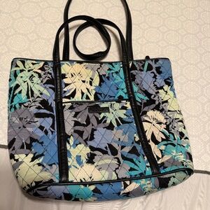 Vera Bradley Vera Tote